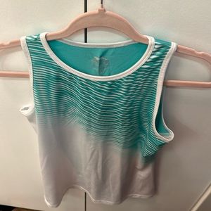 Slazenger women’s tennis size small